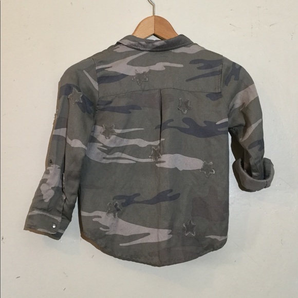 Rails Margot Sage Camo With Stars Size 8-9 - Picture 3 of 6